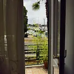 Nada ヴィラ ザダル